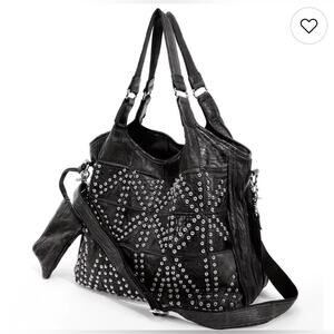AmeriLeather Spirit Leather Studded Tote